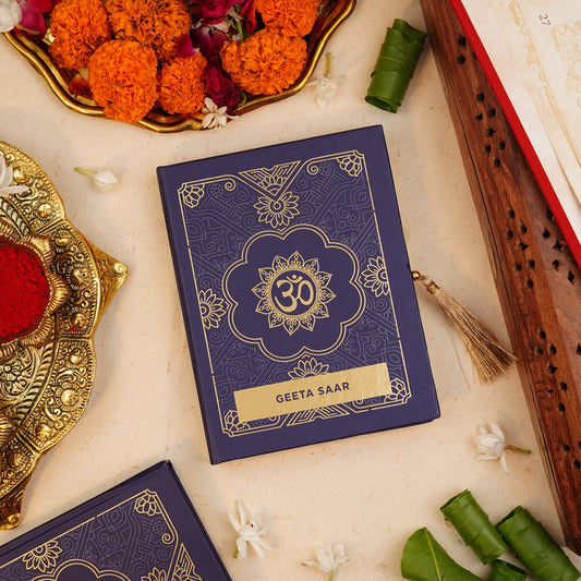 Geeta Saar Book without Gift Case